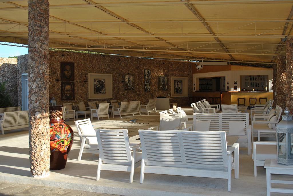 Kola Beach Resort Mambrui Экстерьер фото