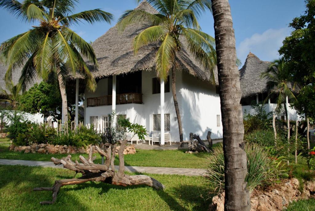 Kola Beach Resort Mambrui Экстерьер фото
