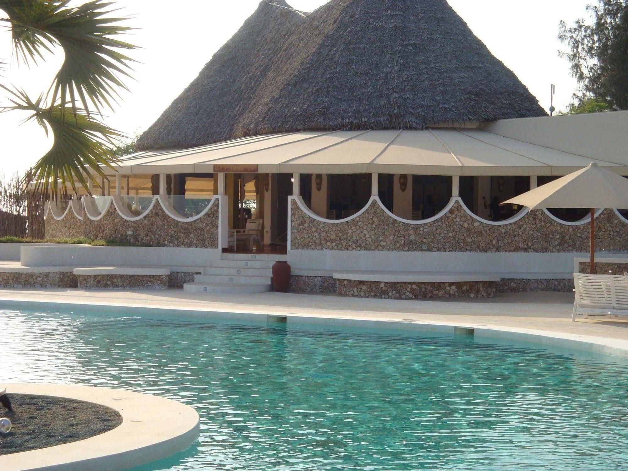 Kola Beach Resort Mambrui Экстерьер фото