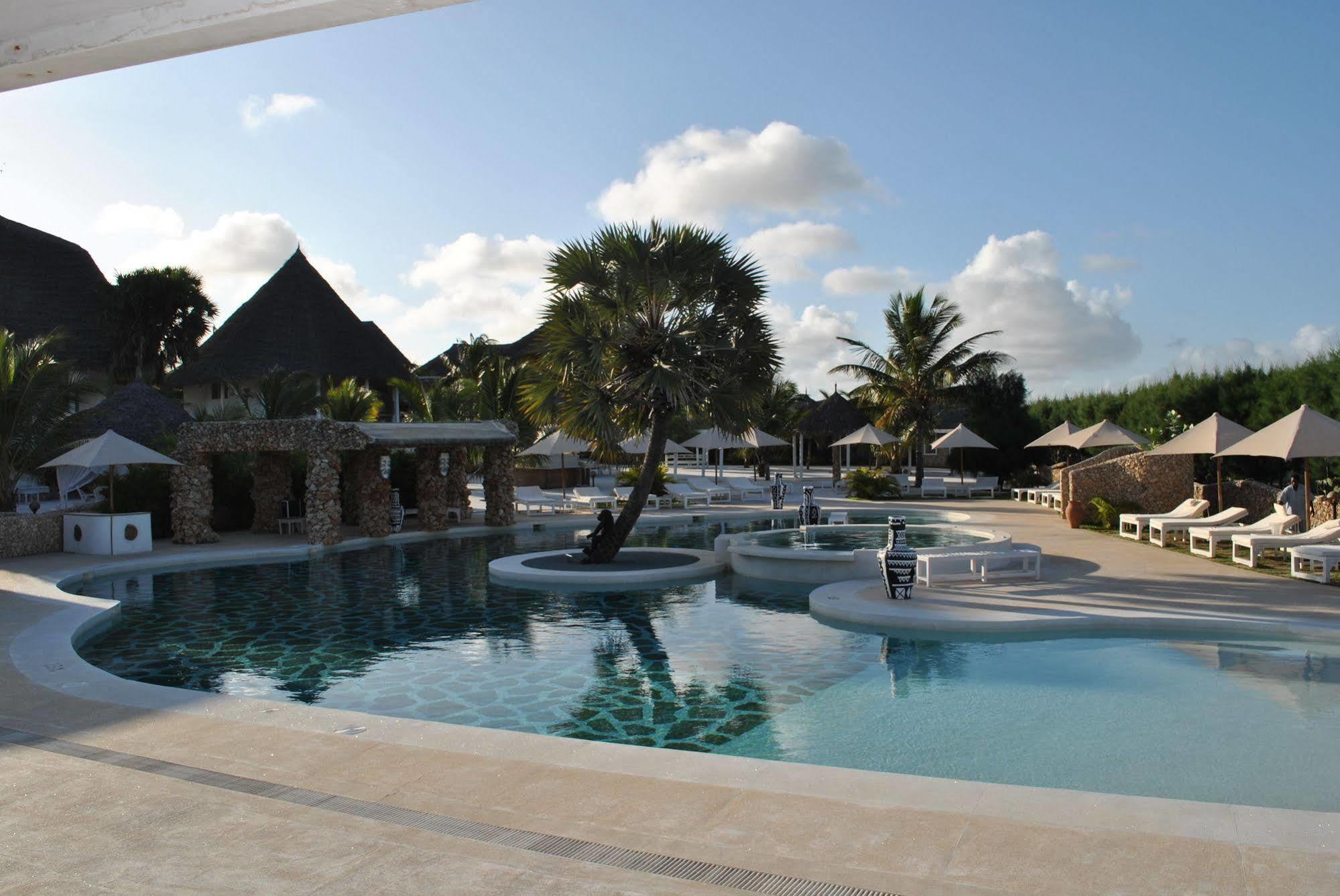Kola Beach Resort Mambrui Экстерьер фото