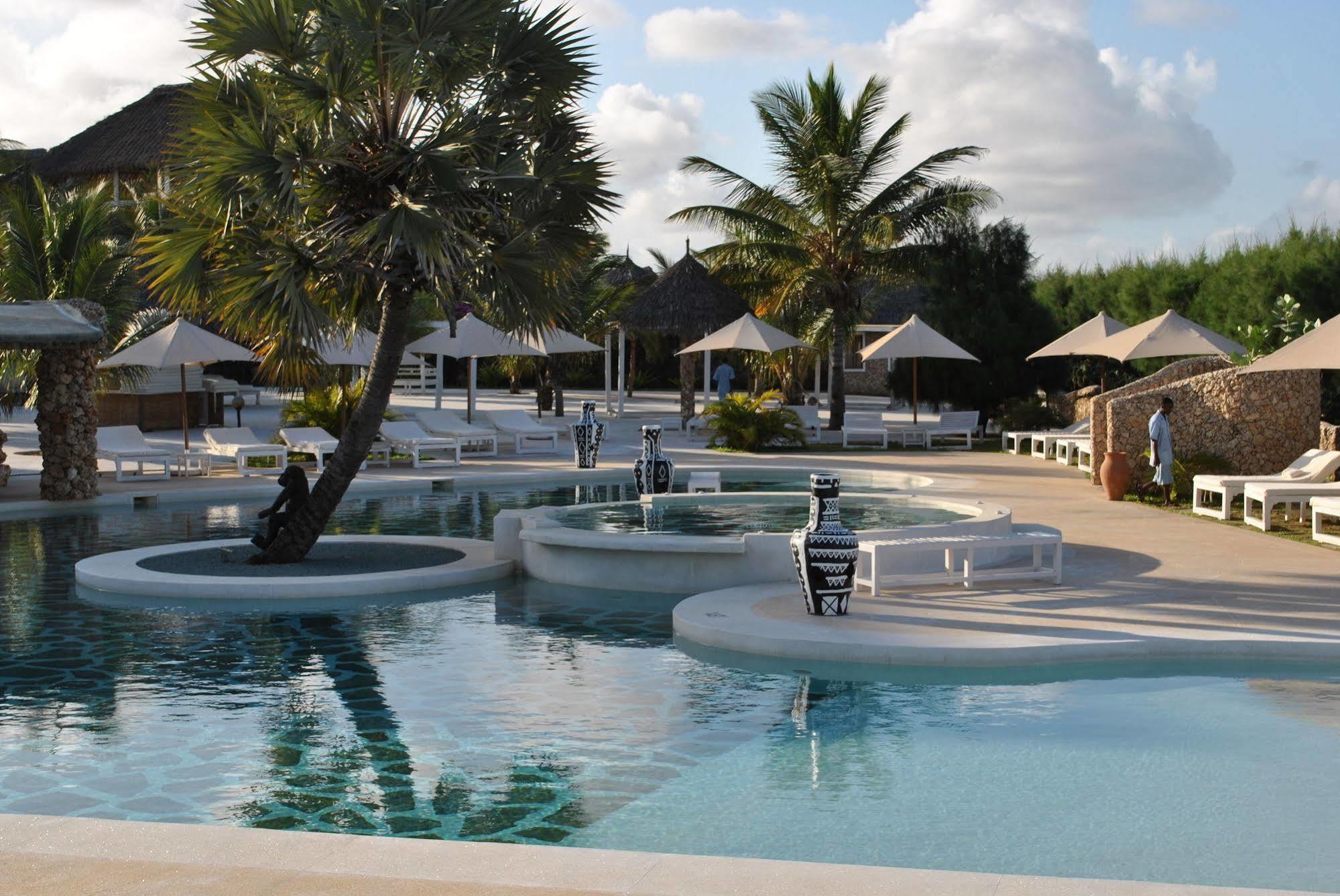 Kola Beach Resort Mambrui Экстерьер фото